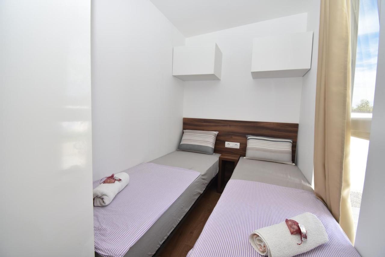 Resort Renjeland 시베니크 외부 사진